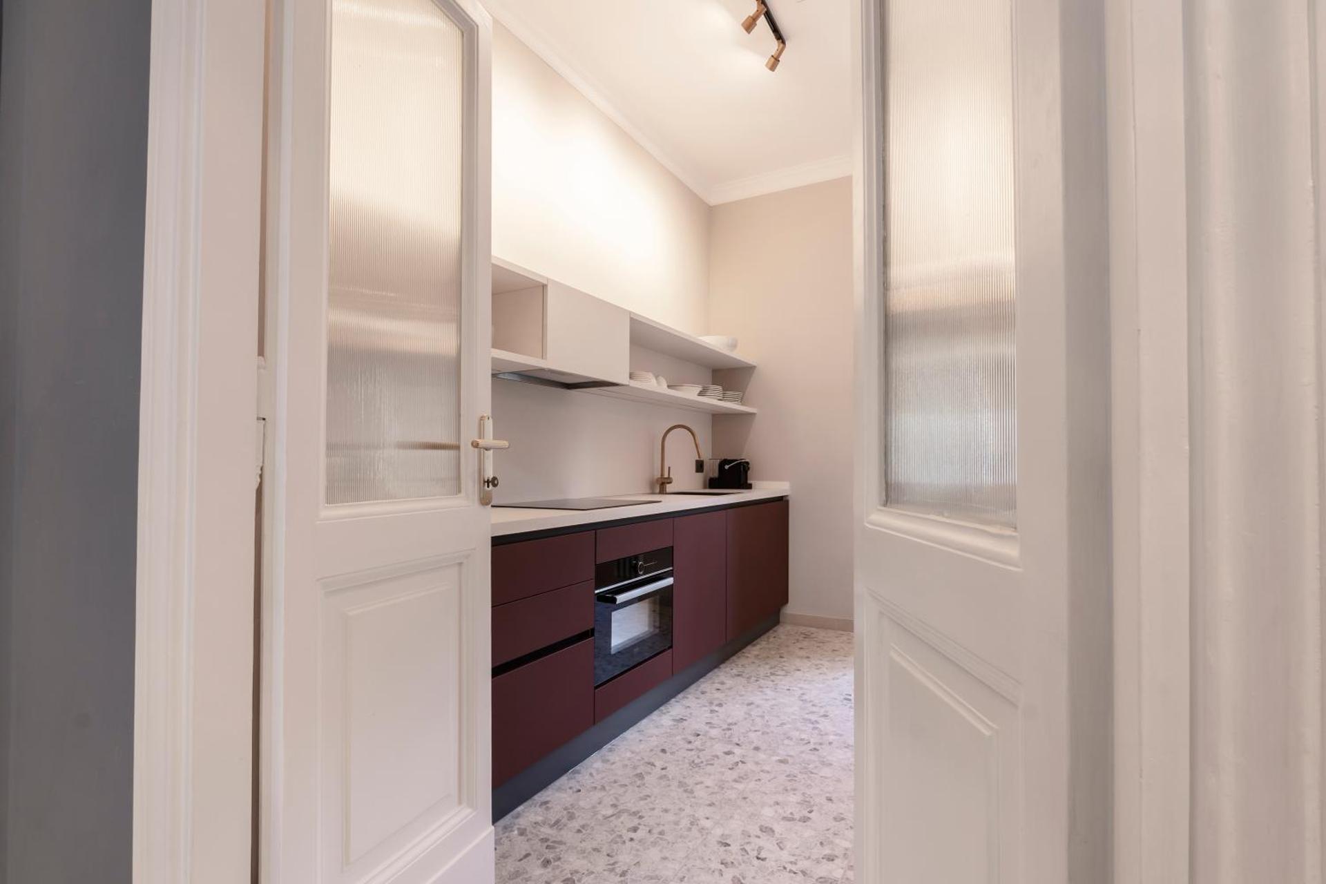 Kitchen or kitchenette