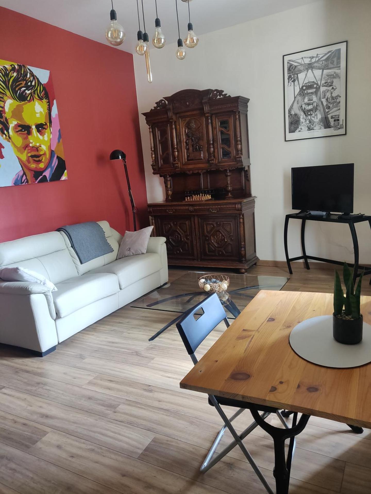 La porte St Georges, le centre ville