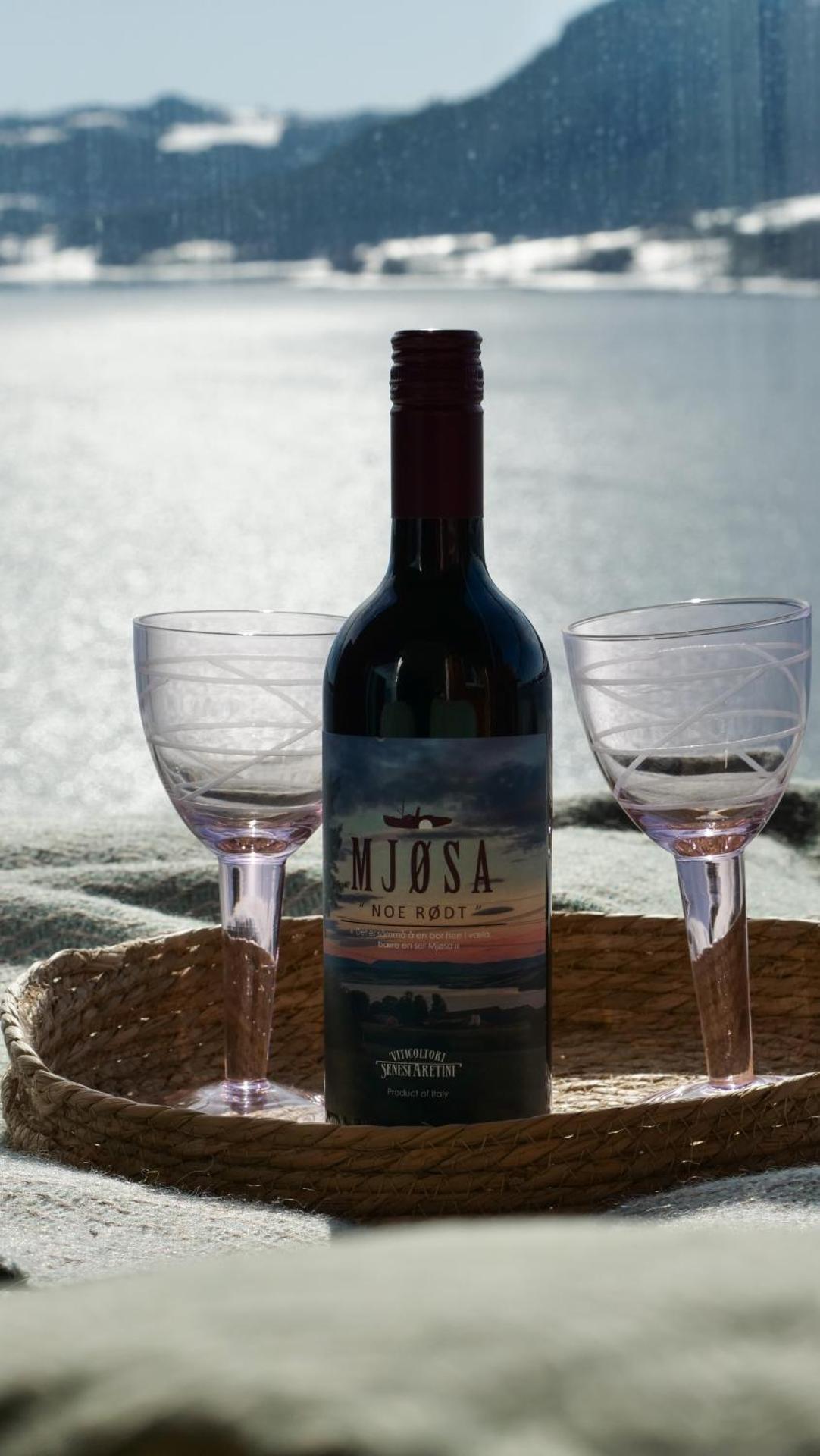 MJOS TOWER Suite - Lovely lake view