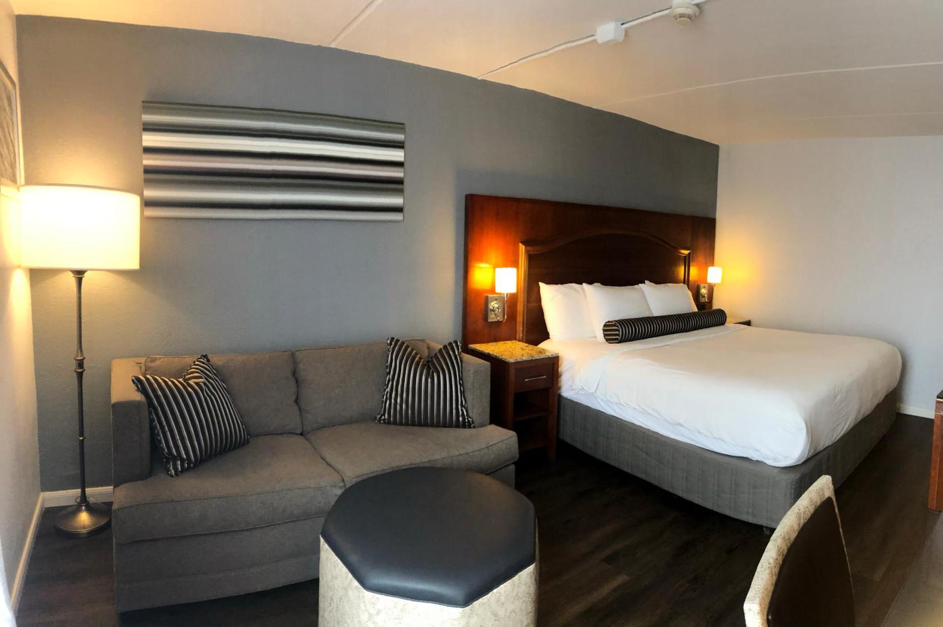 Photo of the whole room