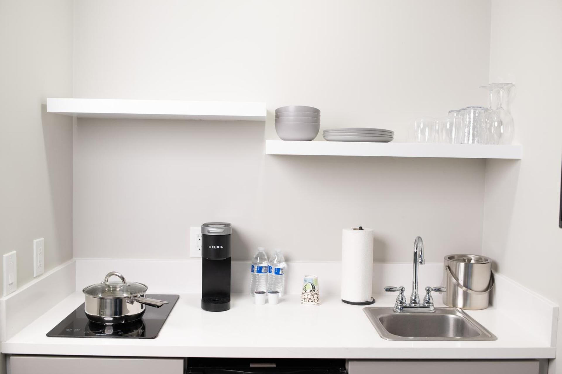 Kitchen or kitchenette