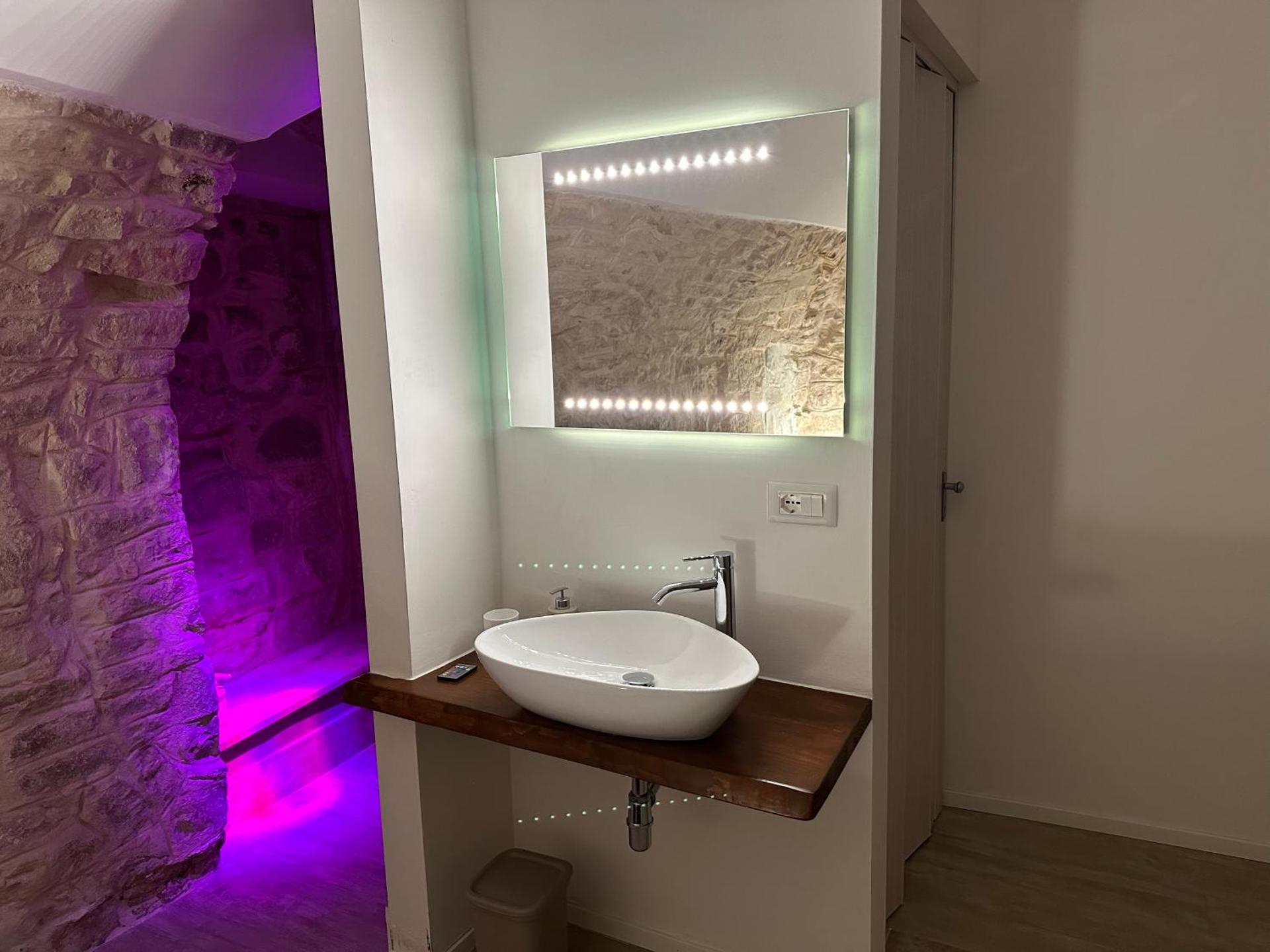 Giovinazzo Suite Pavone Griffi