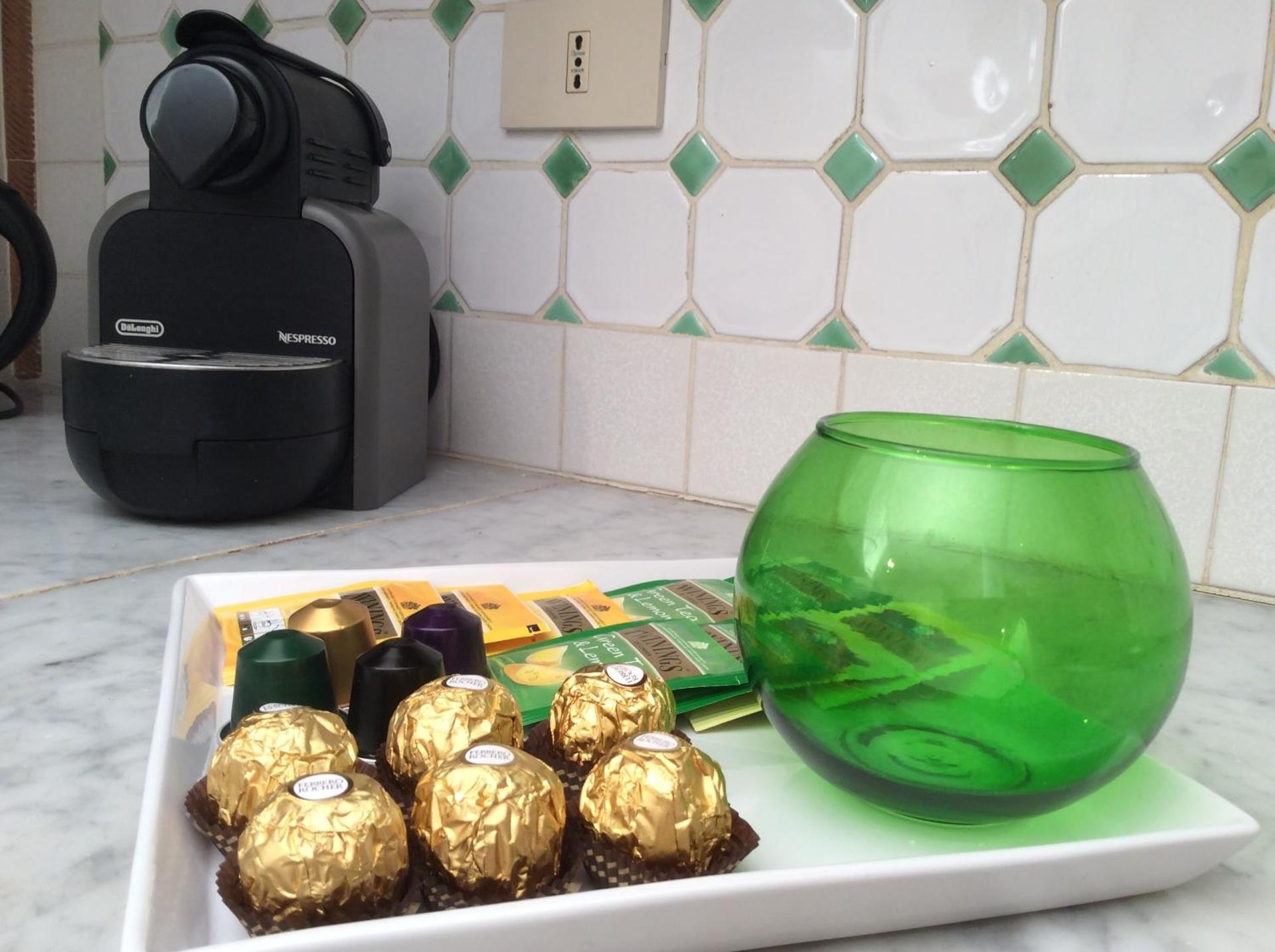 Coffee/tea facilities