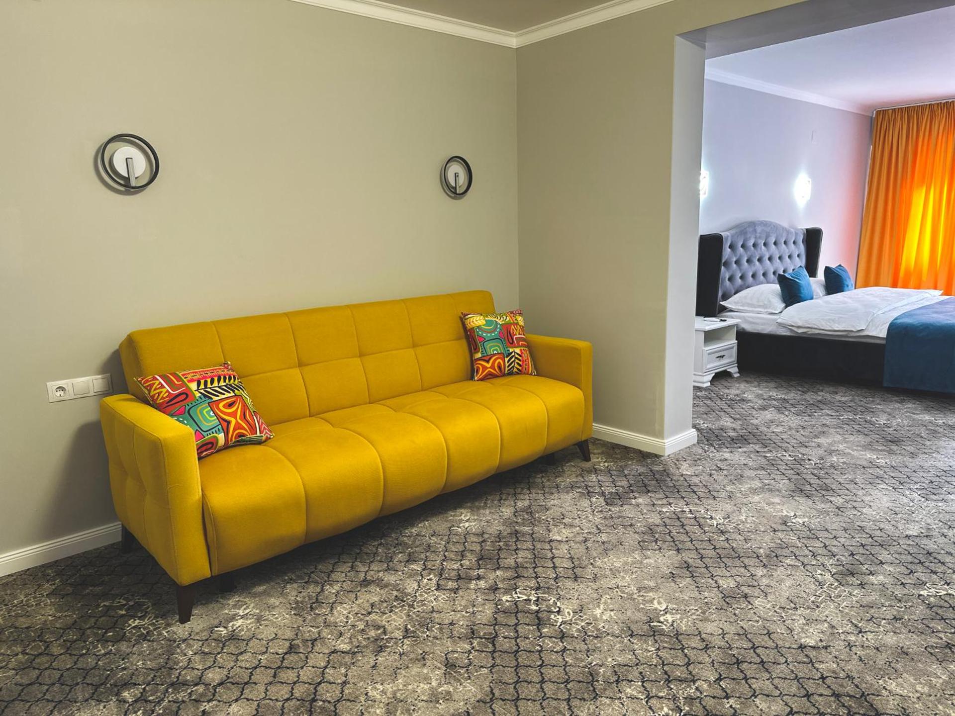 Photo of the whole room