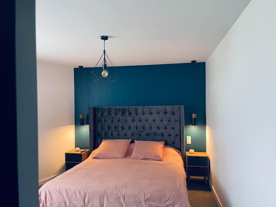 Maison Spacieuse au Calme Piscine Privée