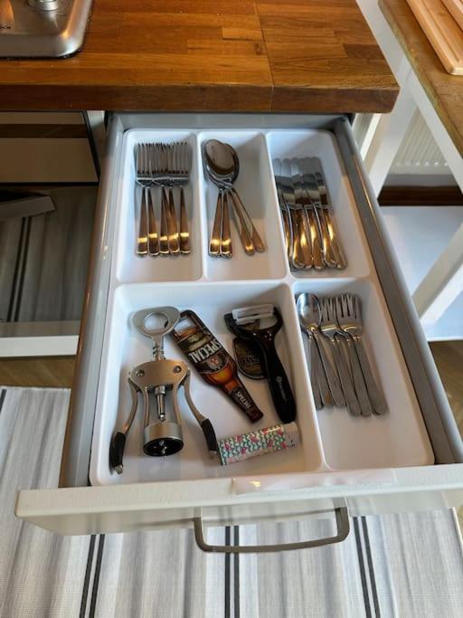 Stary Mokotów, z ogródkiem