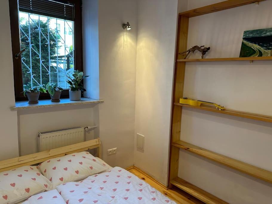 Stary Mokotów, z ogródkiem