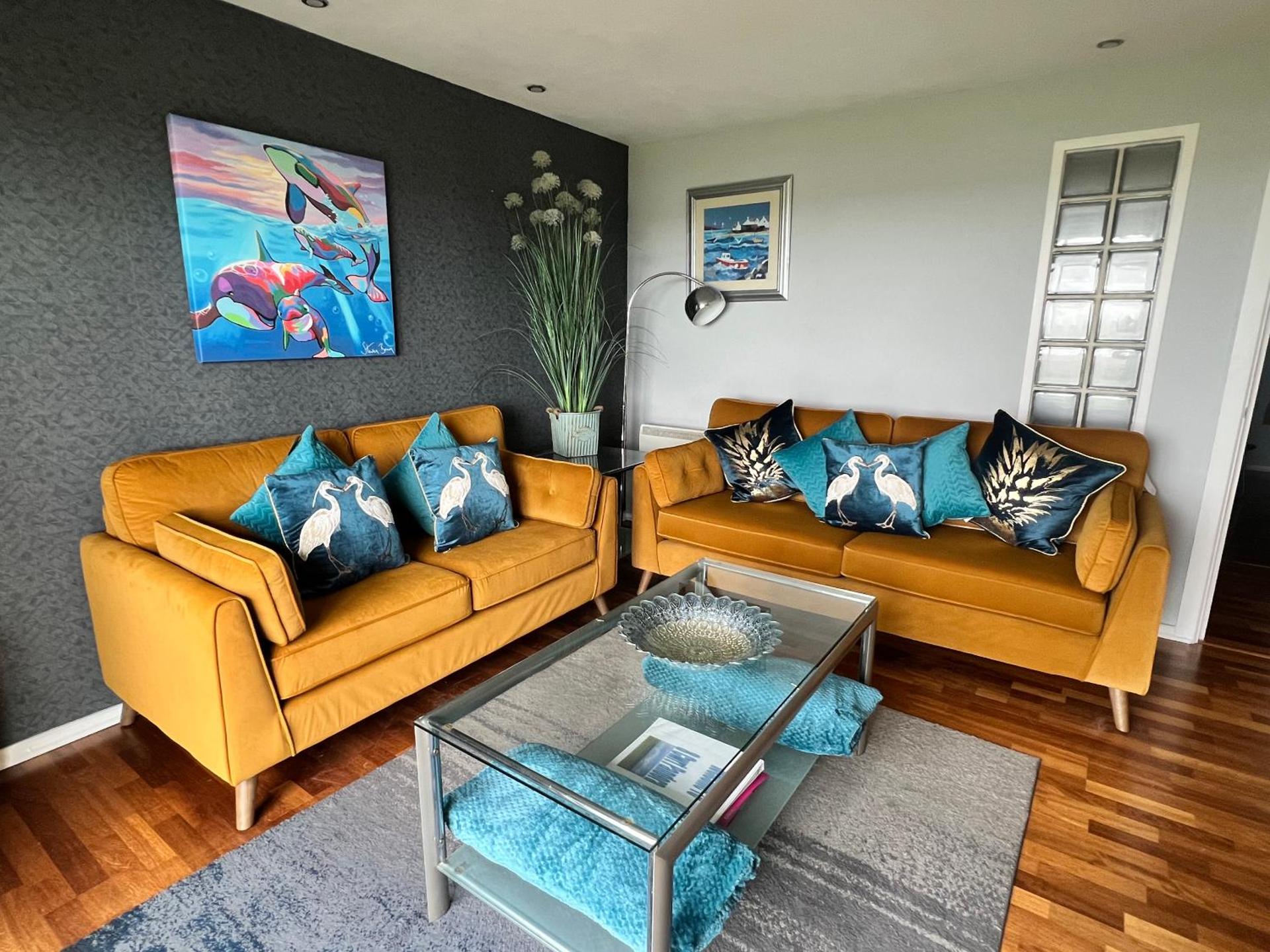 CockleDora, A Luxury Ground Floor Beachfront Apartment