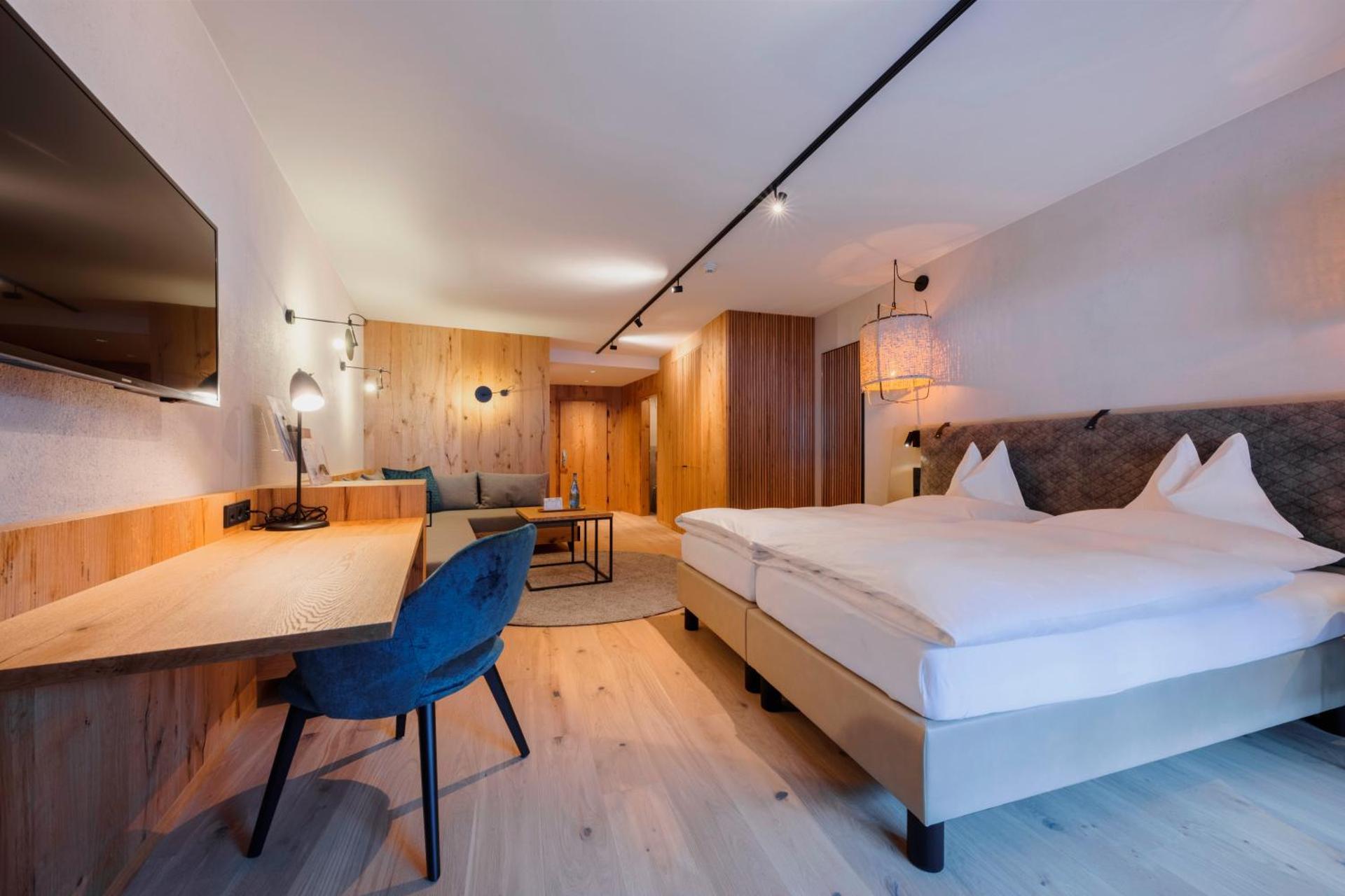 Photo of the whole room