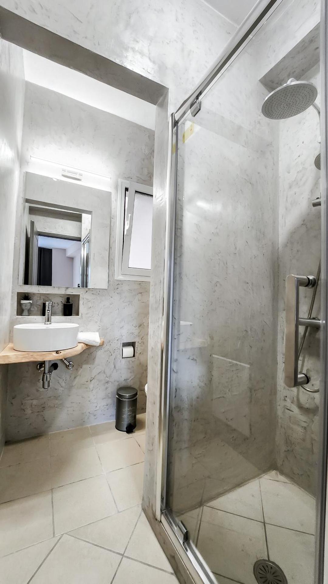 Boutique Studios & Apartments - by Avelink