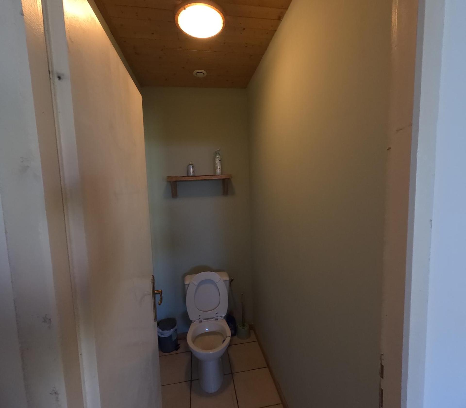 Toilet