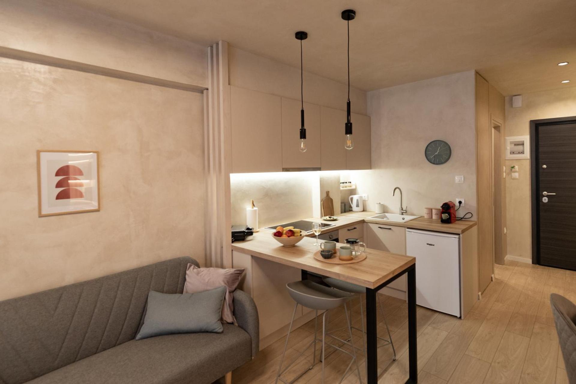 Kitchen or kitchenette