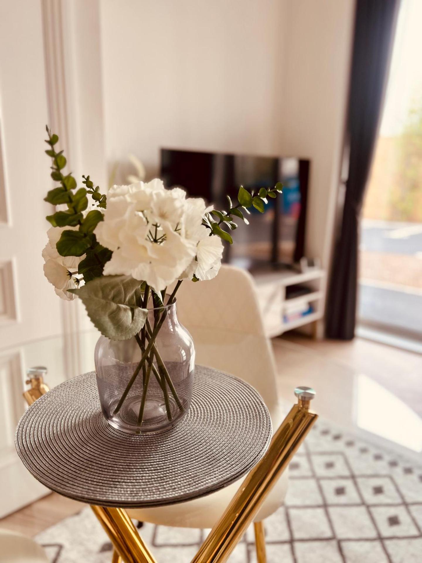 The Oasis - Stylish one bedroom apartment - Mudeford