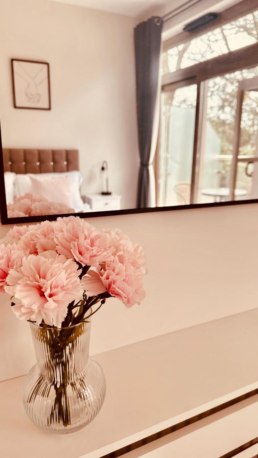 The Oasis - Stylish one bedroom apartment - Mudeford