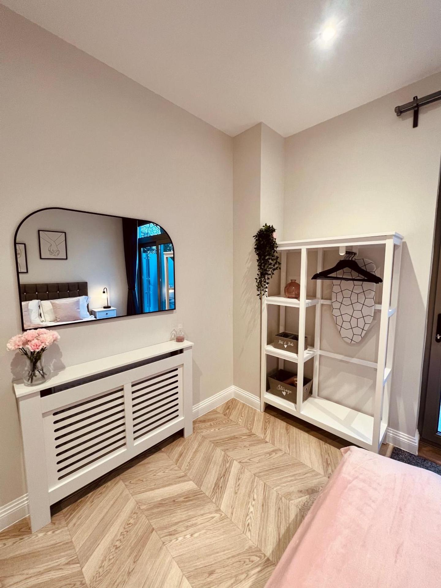 The Oasis - Stylish one bedroom apartment - Mudeford