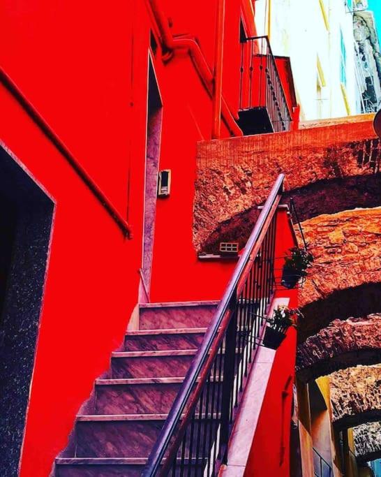 CASA CIMELLA, un nido nel cuore del porto antico cod CITRA 010025-LT-2629