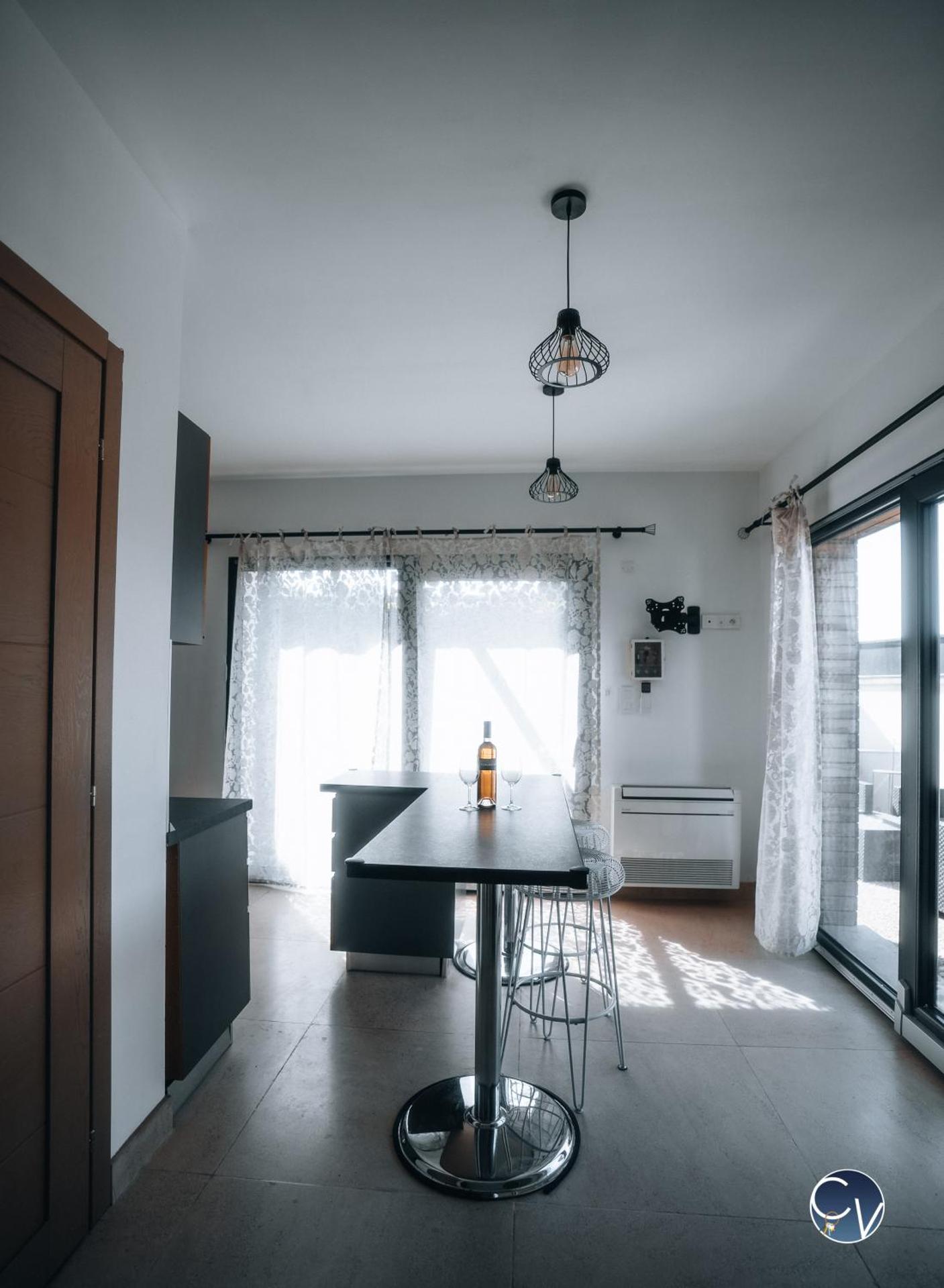 Villa Moderne avec Jacuzzi proche d'Avignon