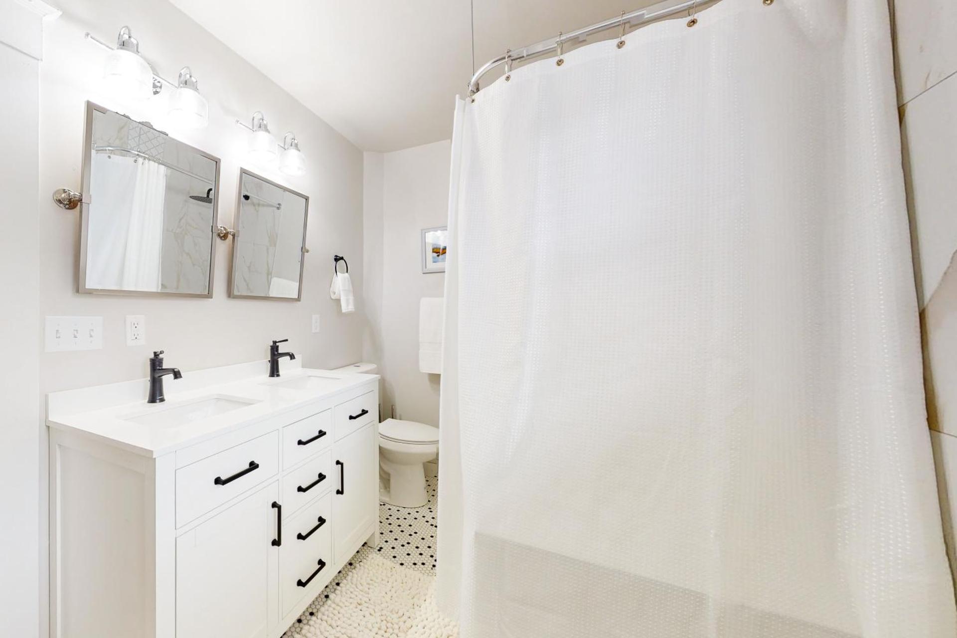 Tacoma Garden Hideaway