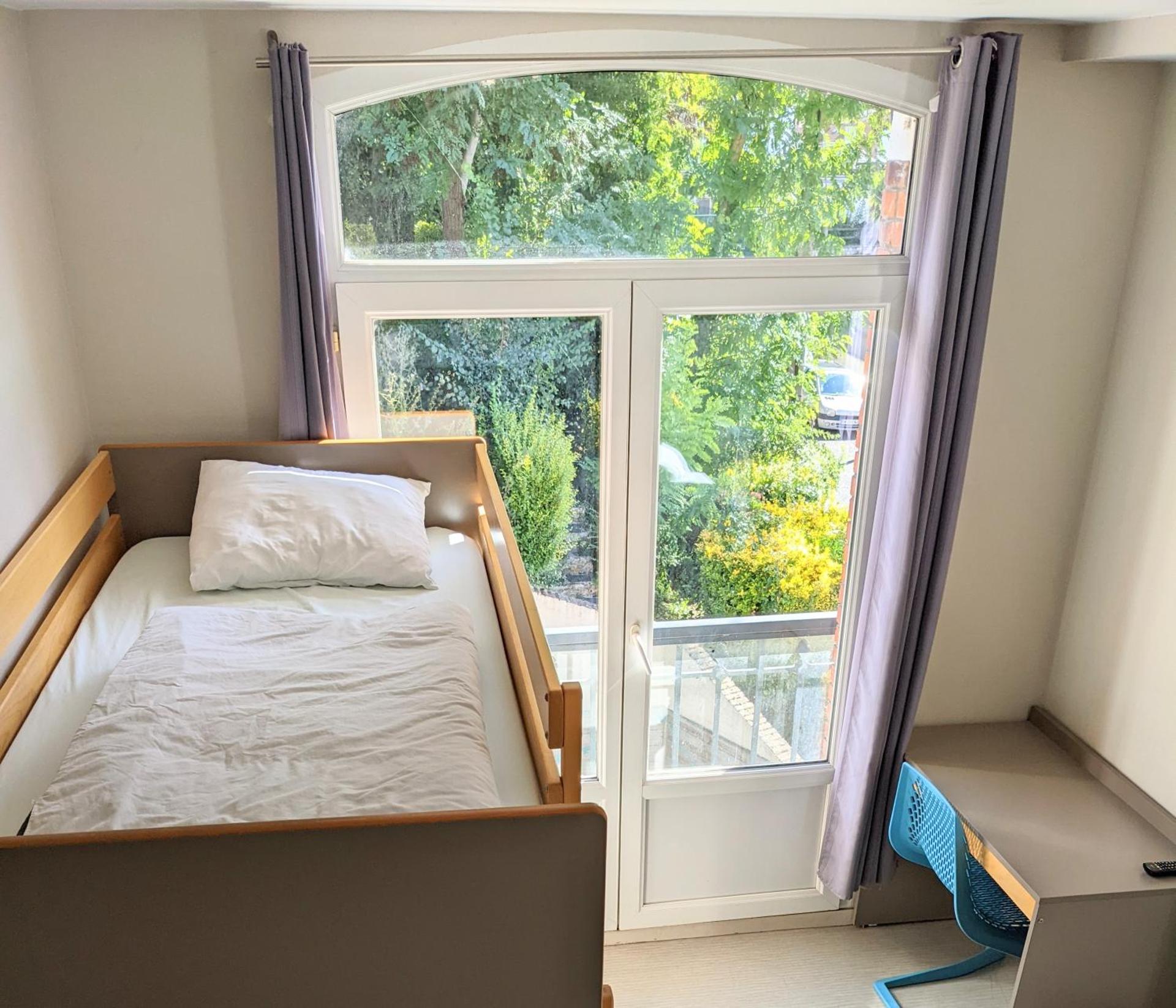 Family Room (5 Adults)