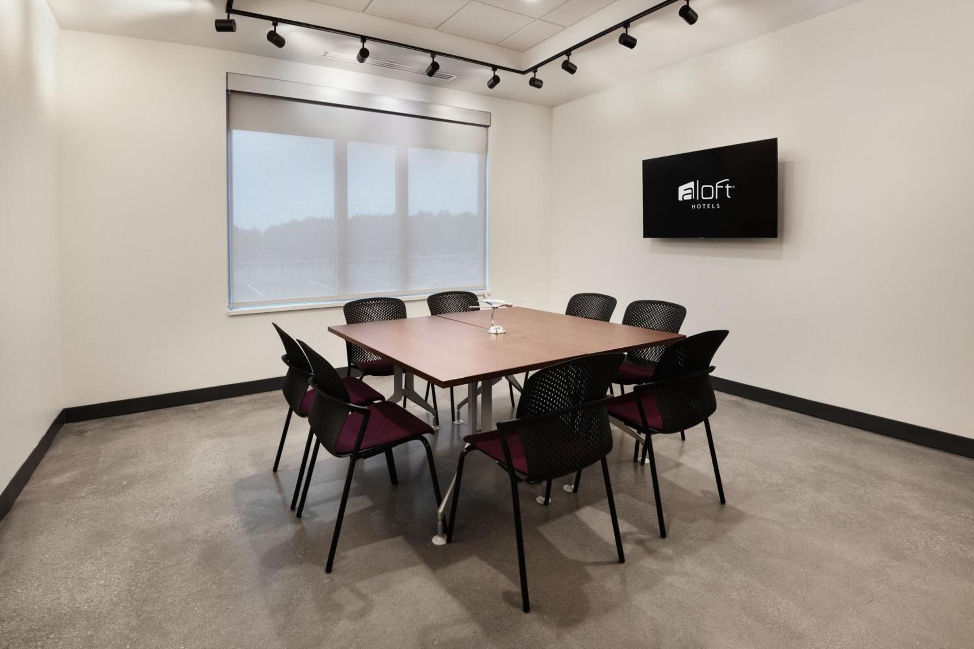 Meeting/conference room