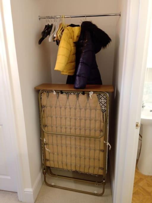 Lovely 1-bedroom flat within minutes from the beach!