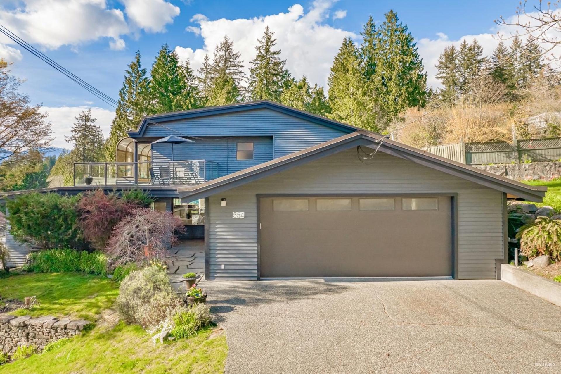 Seymour Private Bedroom, Ensuite Bathroom with Shared Pool, Hot Tub with Views