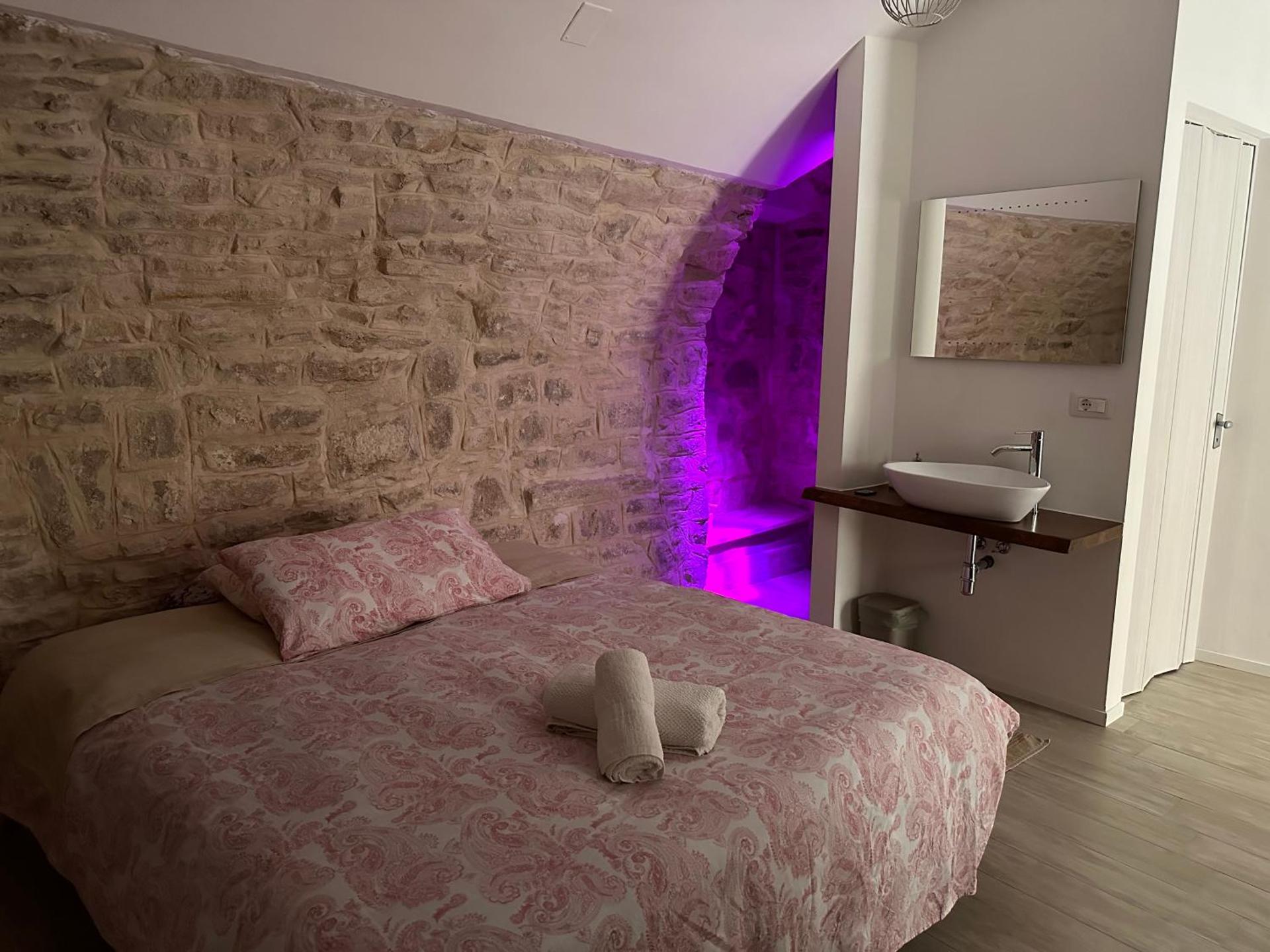 Giovinazzo Suite Pavone Griffi