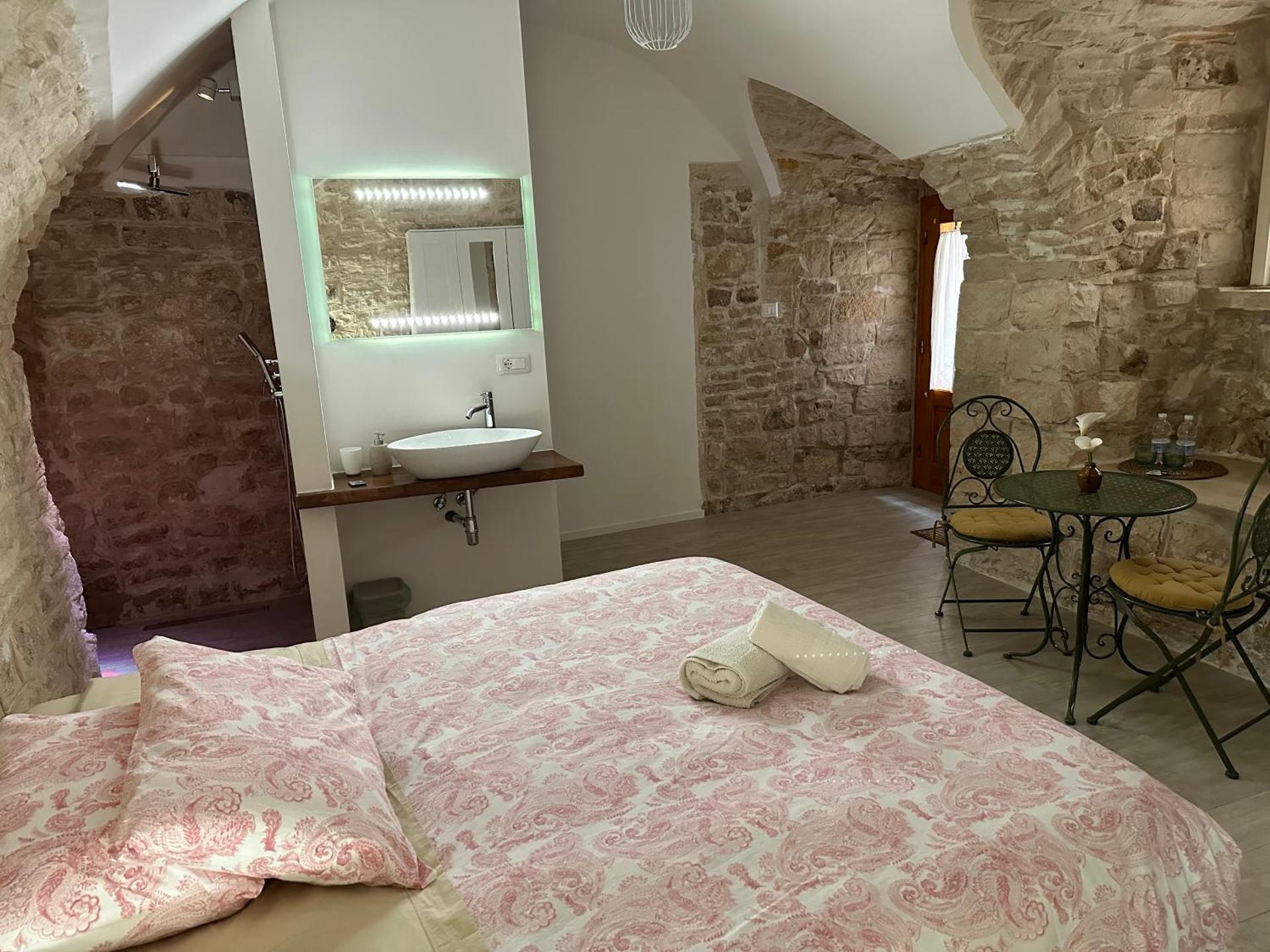 Giovinazzo Suite Pavone Griffi