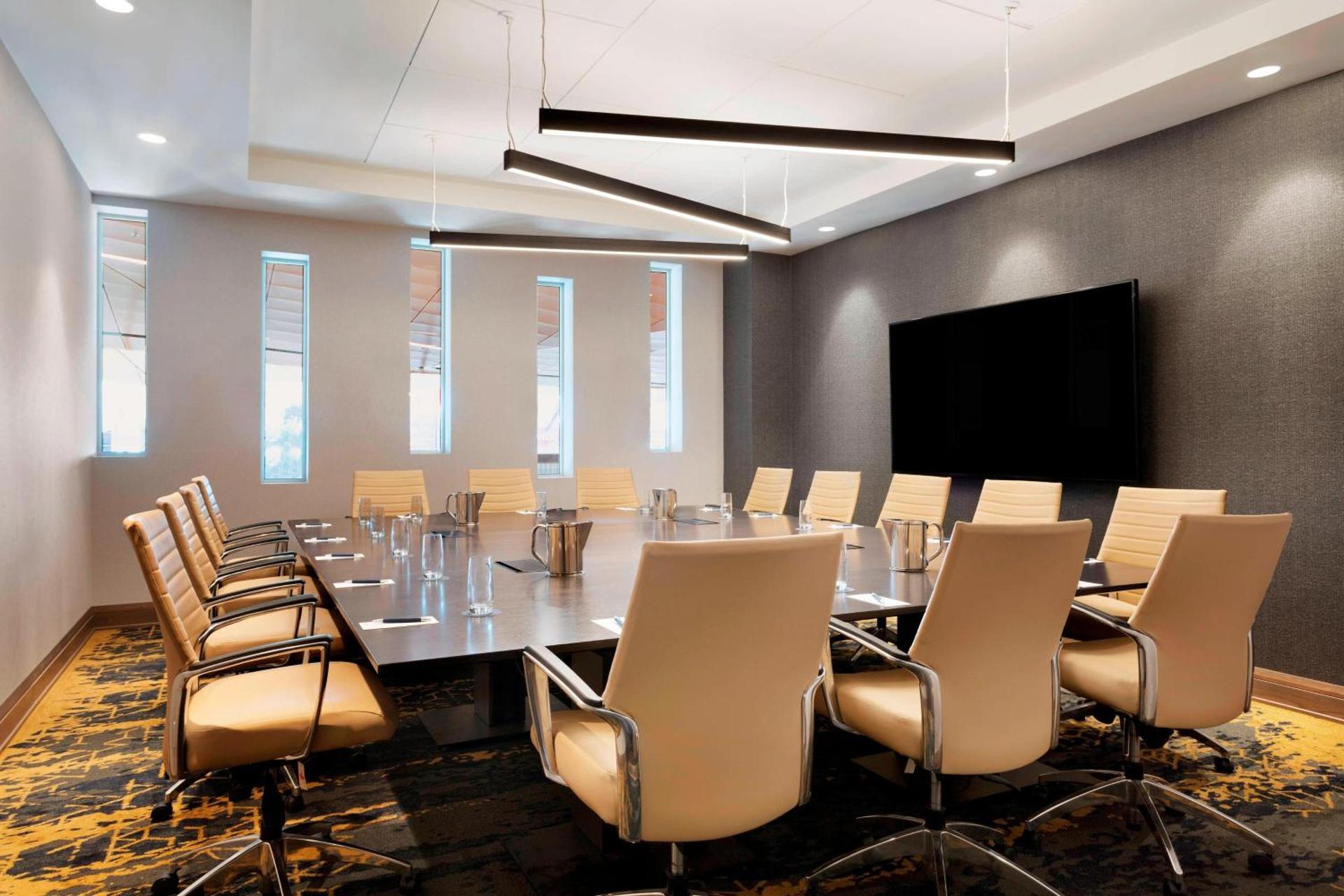 Meeting/conference room