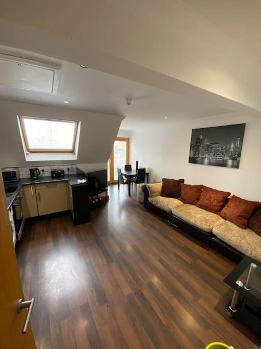 spacious 2 bed apartment in Norwich city centre
