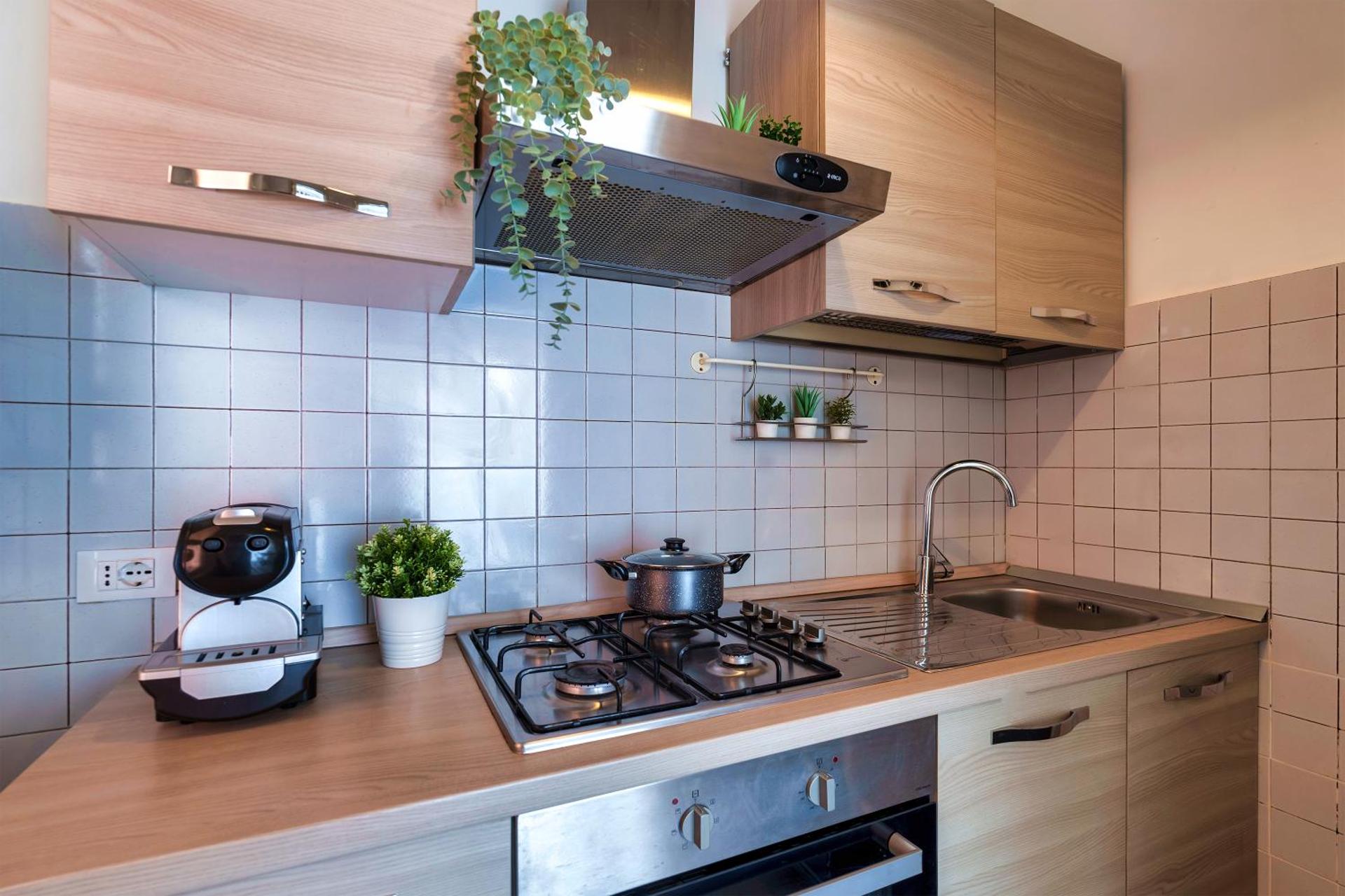 Kitchen or kitchenette