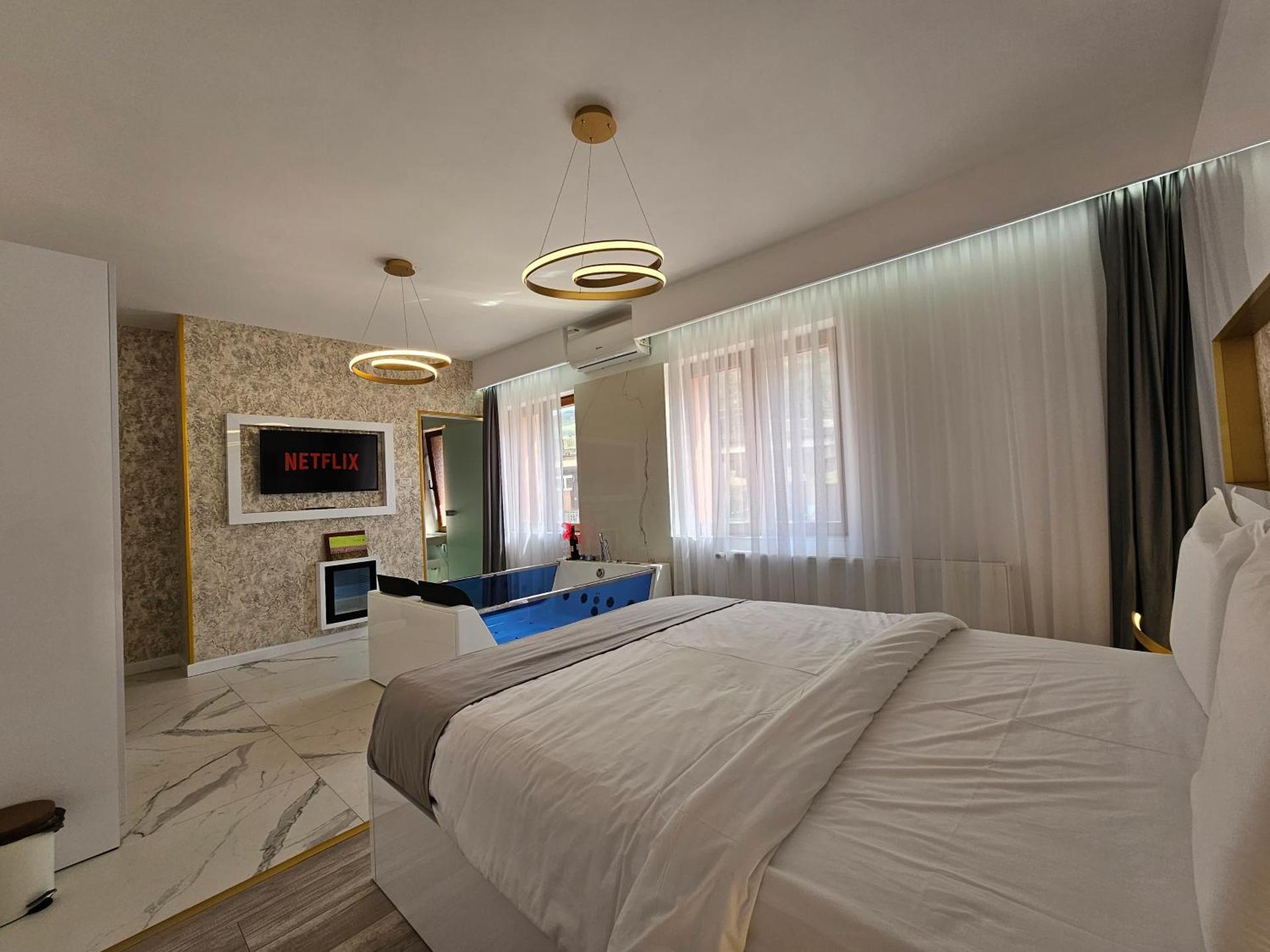 Colț de Rai Reşița ( Centru )