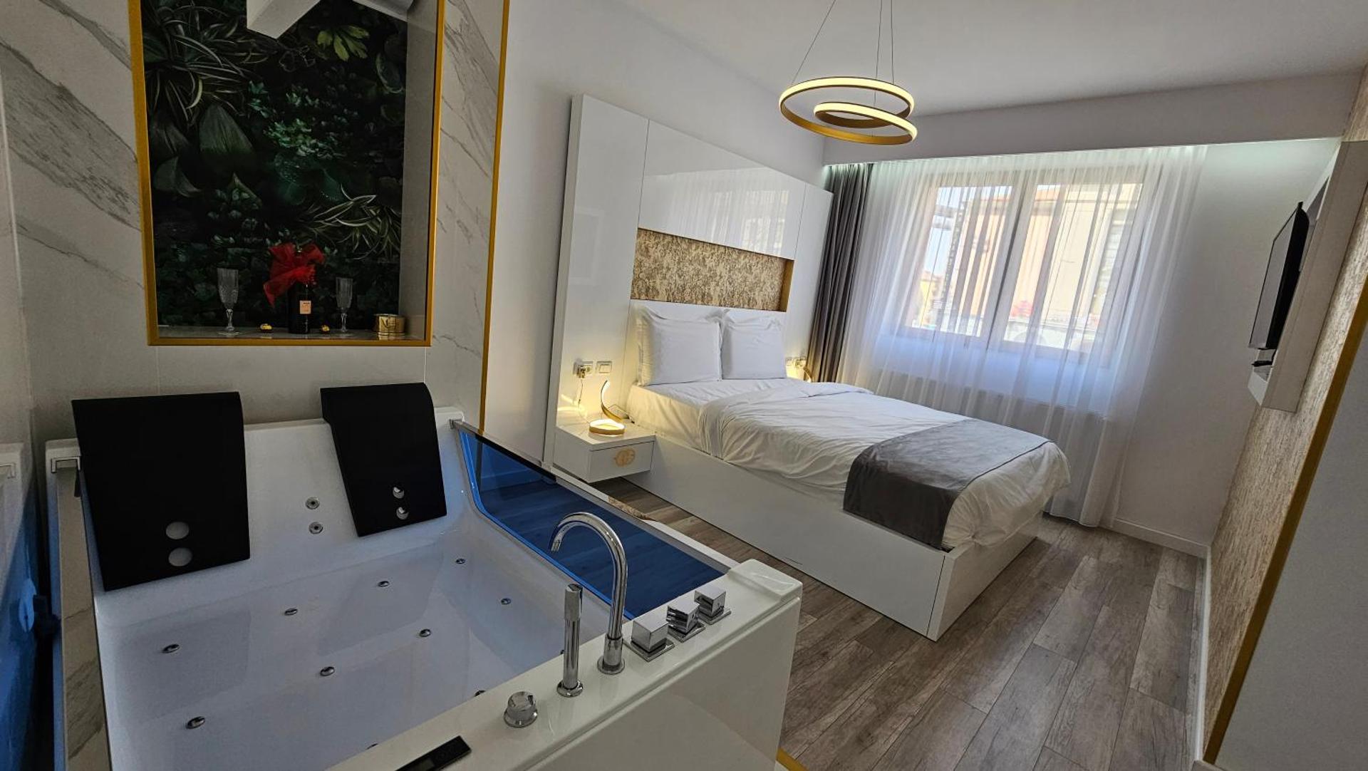 Colț de Rai Reşița ( Centru )