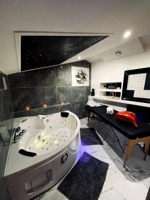 Suite romantique Spa Balnéothérapie