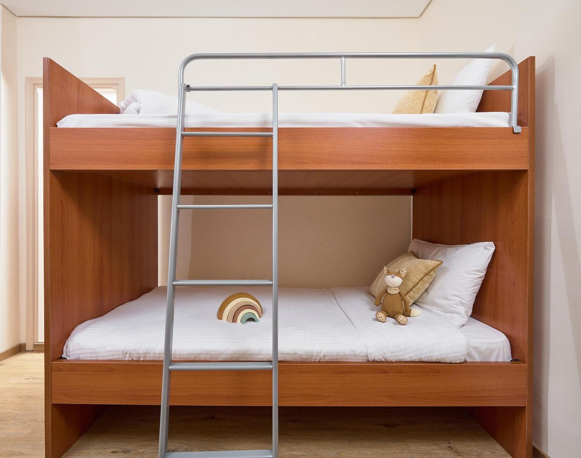 bunk bed