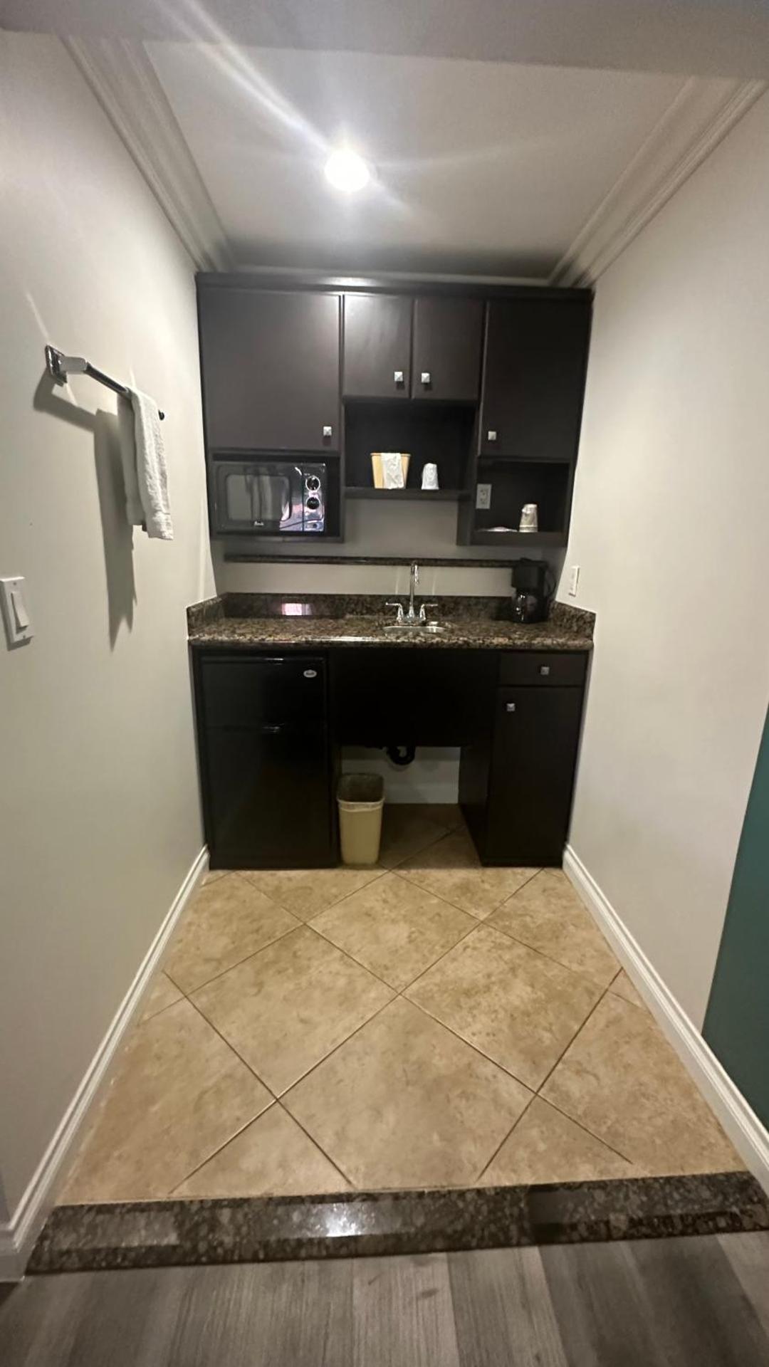 Coffee/tea facilities