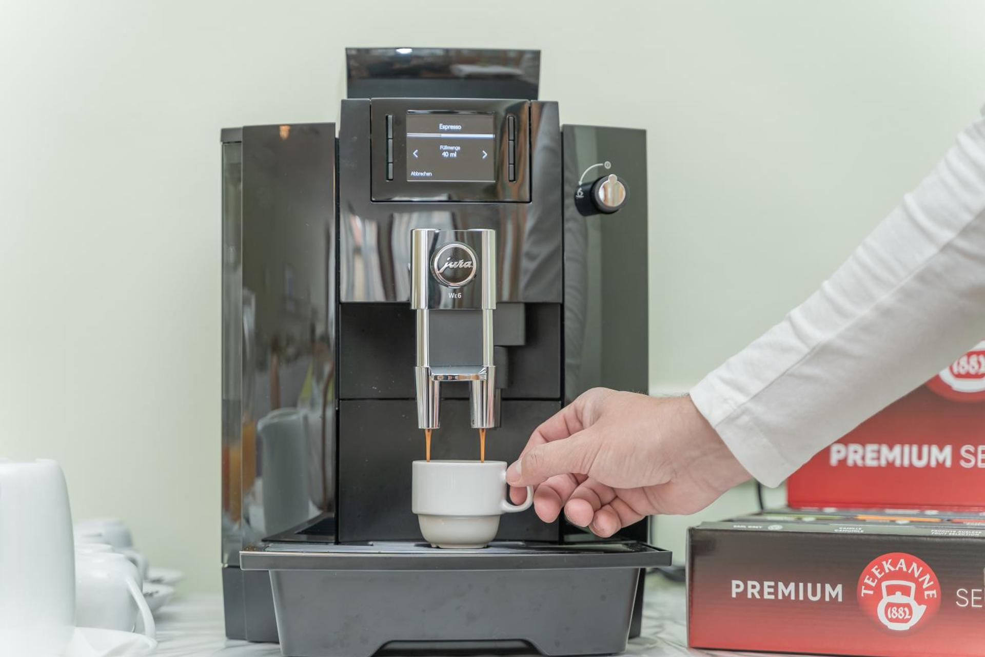 Coffee/tea facilities