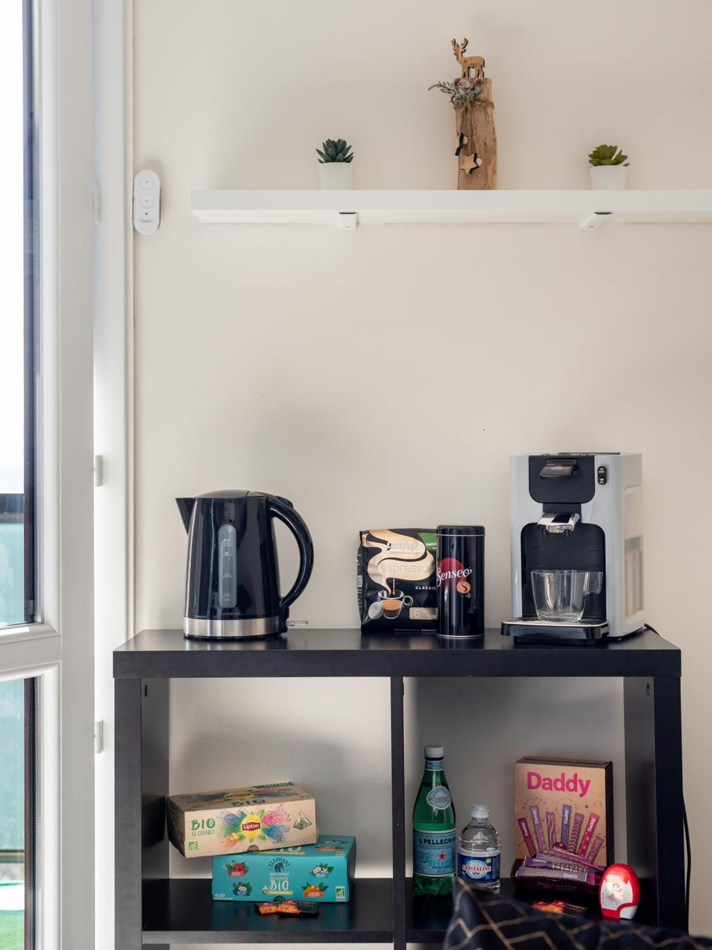 Coffee/tea facilities