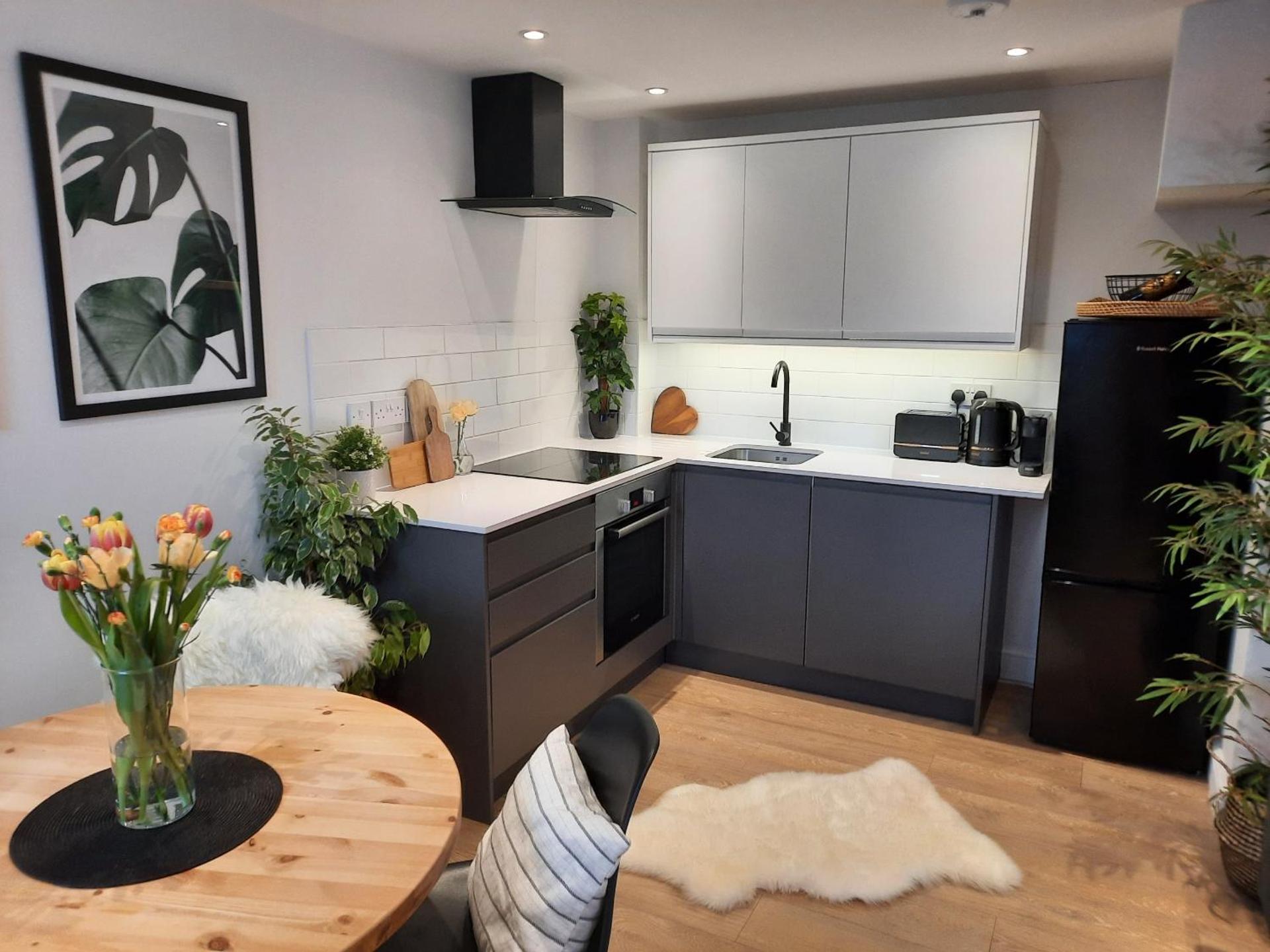 Kitchen or kitchenette