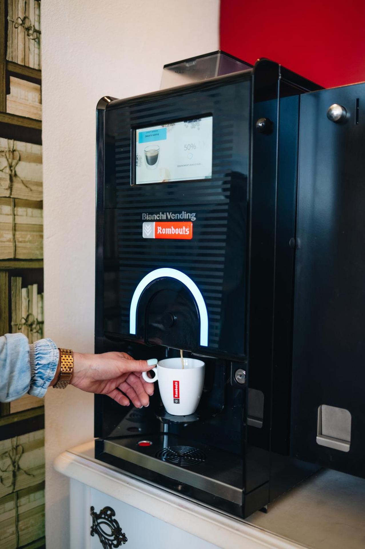 Coffee/tea facilities