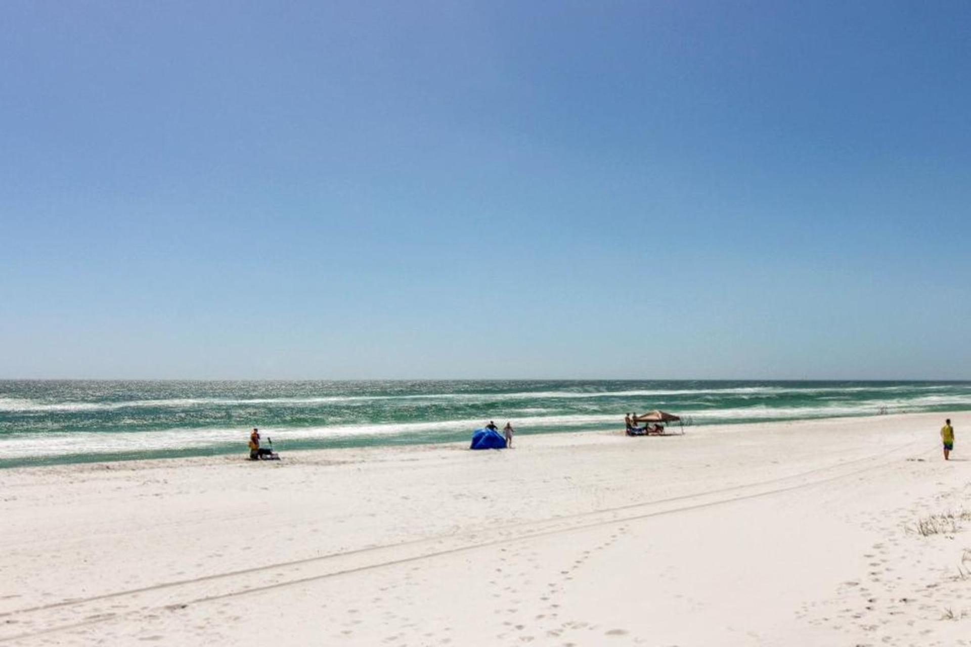 Grand Caribbean East & West, E212