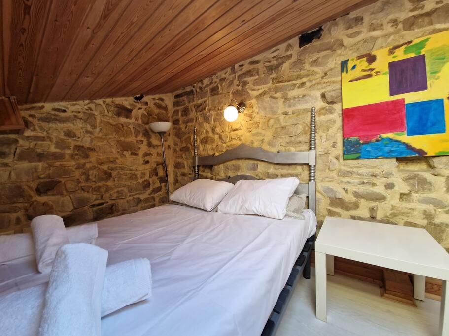 14A04 Casa de piedra Colunga by R2R Consulting