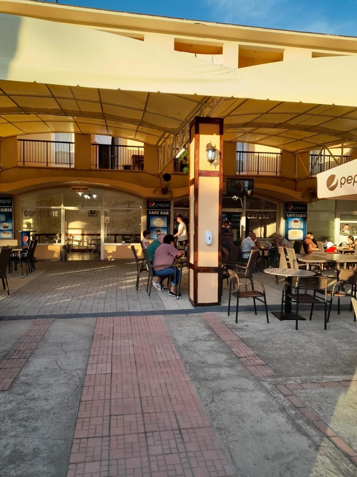 Camere de închiriat Darius 16 , 2 camere