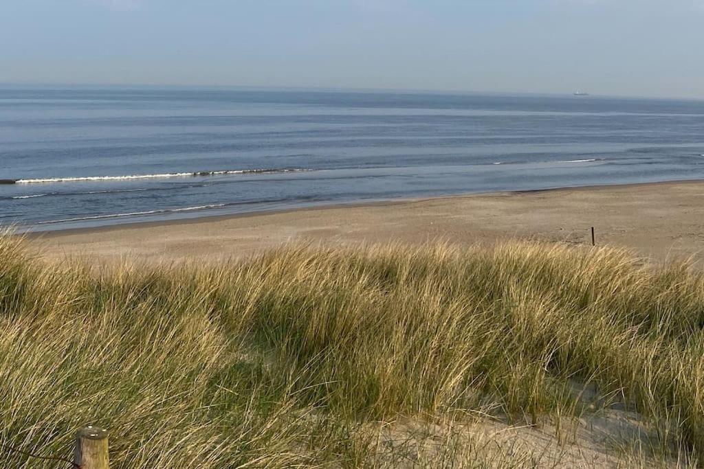 Strandhuisje DAAN dicht bij zee en strand