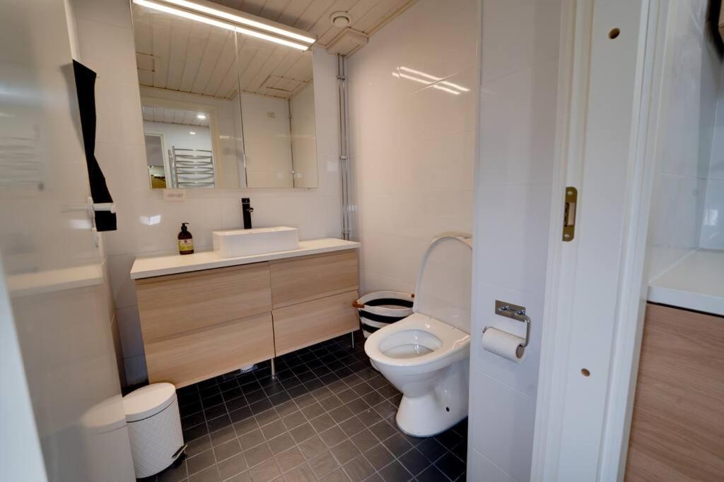 Upea kolmio+sauna parhaalla paikalla!