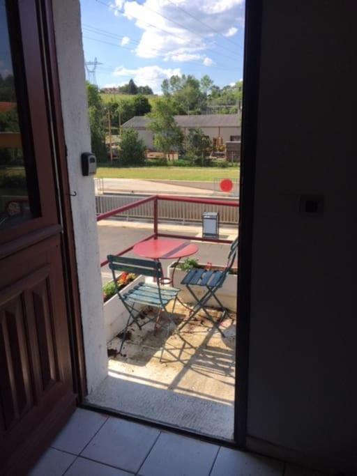 le dépot Appartement du canal 80m2 à champvert