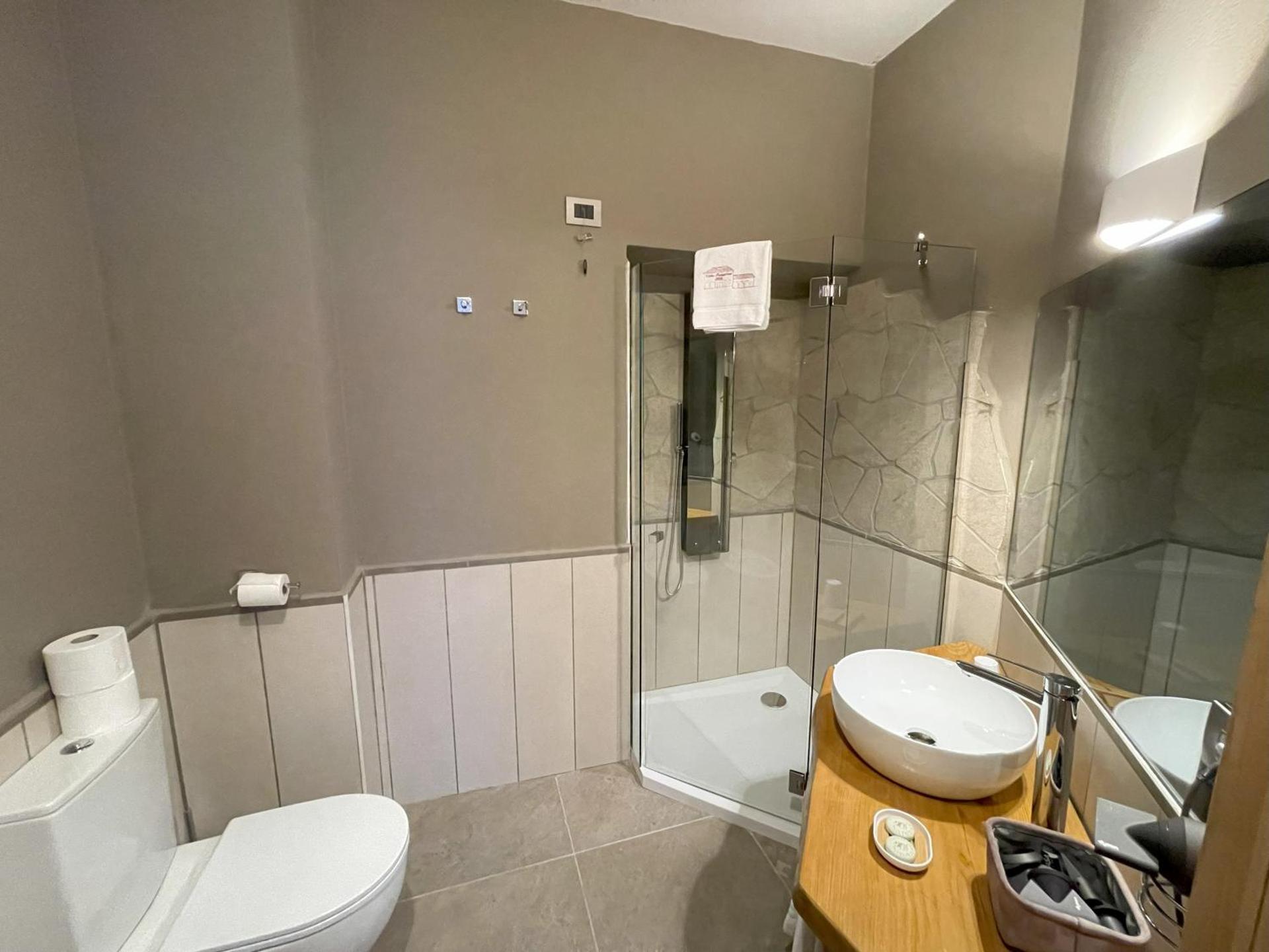 King Suite with Spa Bath