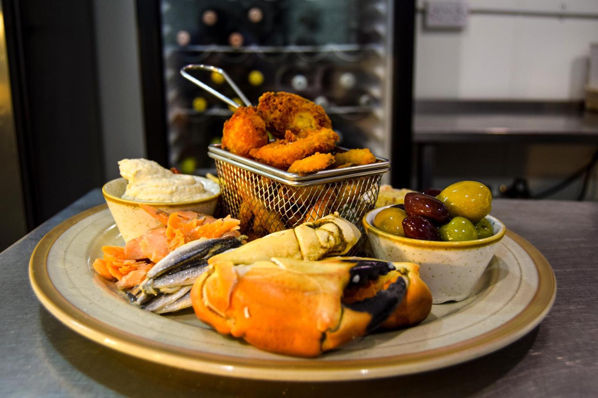 Restaurant/places to eat