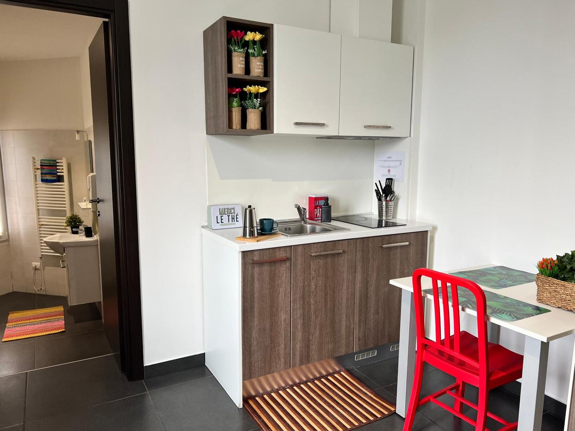 Kitchen or kitchenette