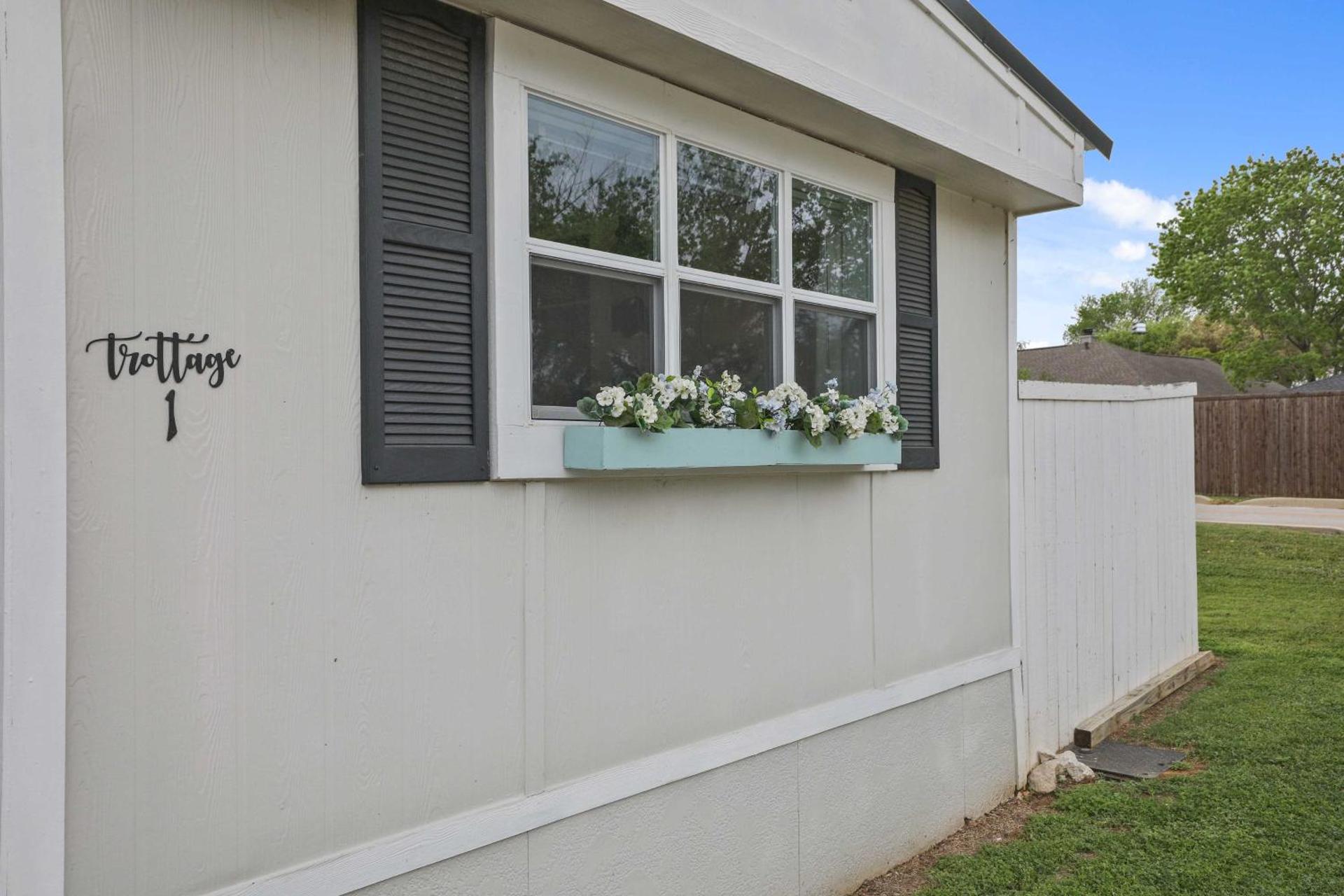 Boat and Fish on Lewisville Lake Pet-Friendly Haven